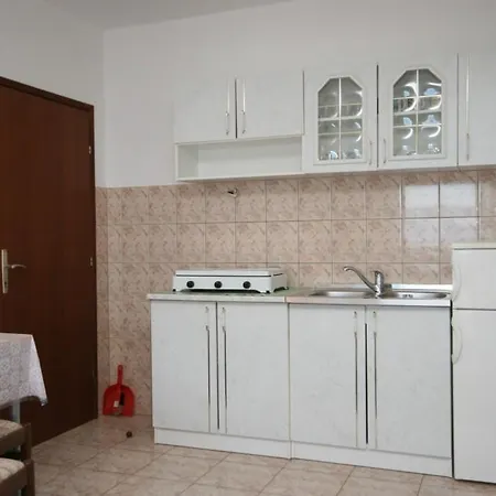 Studio Podaca 6736a Apartment *
