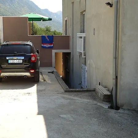 Studio Podaca 6736a